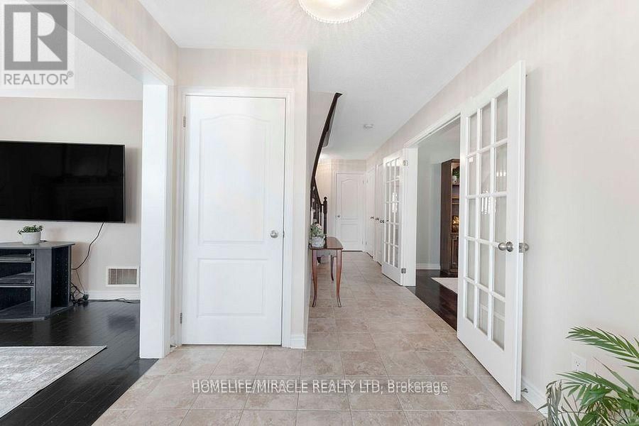 1268 SALMERS DRIVE Image 13