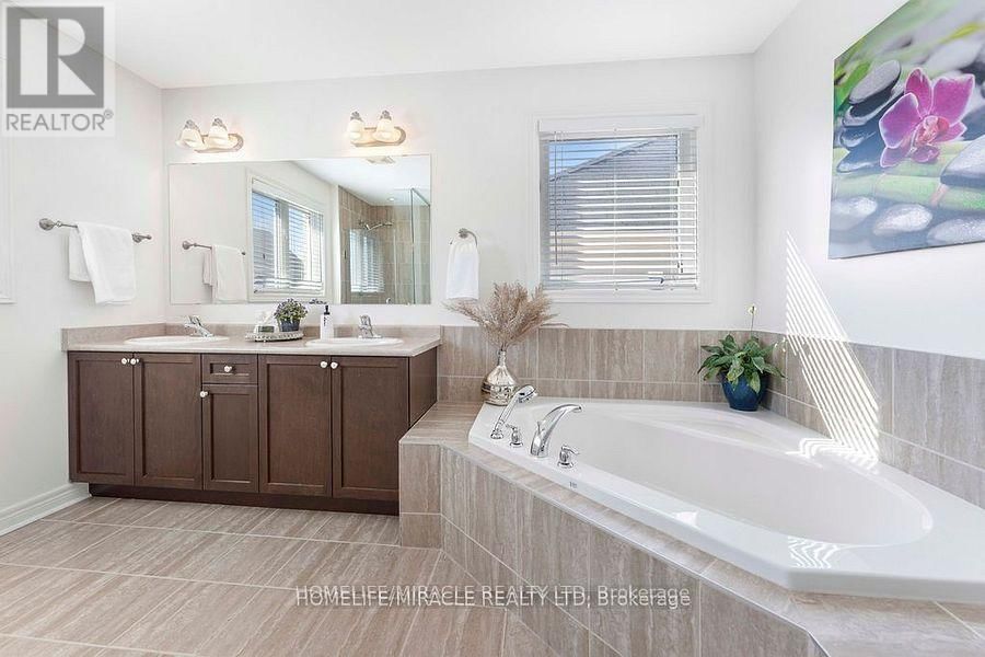 1268 SALMERS DRIVE Image 30