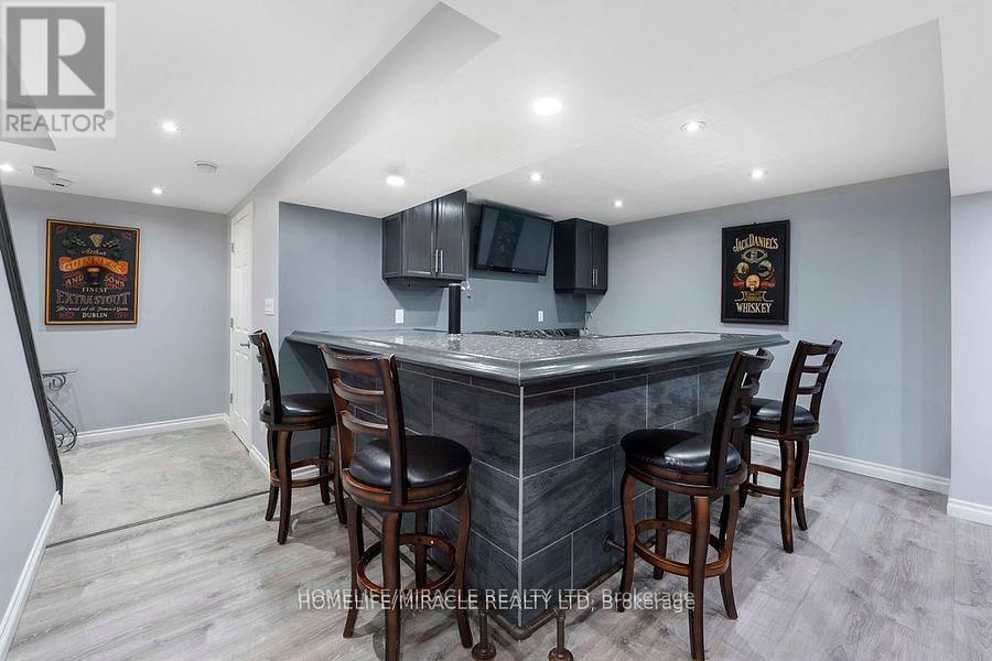 1268 SALMERS DRIVE Image 35