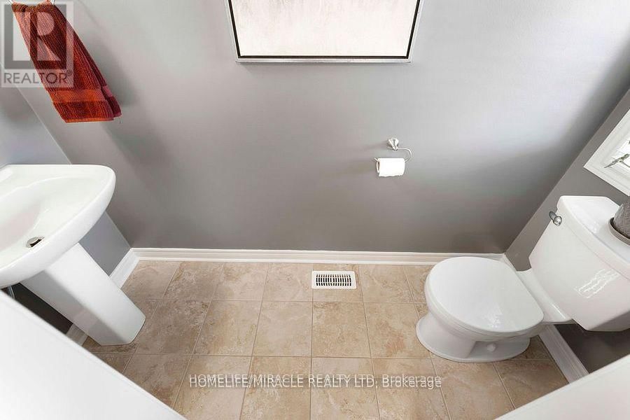 1268 SALMERS DRIVE Image 4