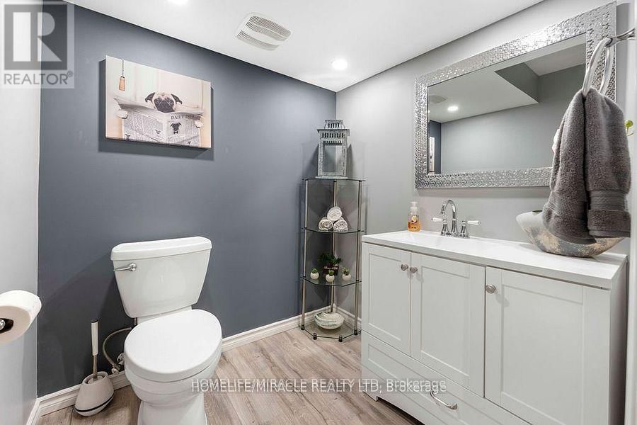 1268 SALMERS DRIVE Image 41