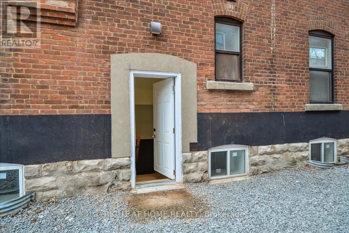 Lower - 131 KENILWORTH AVENUE Image 16