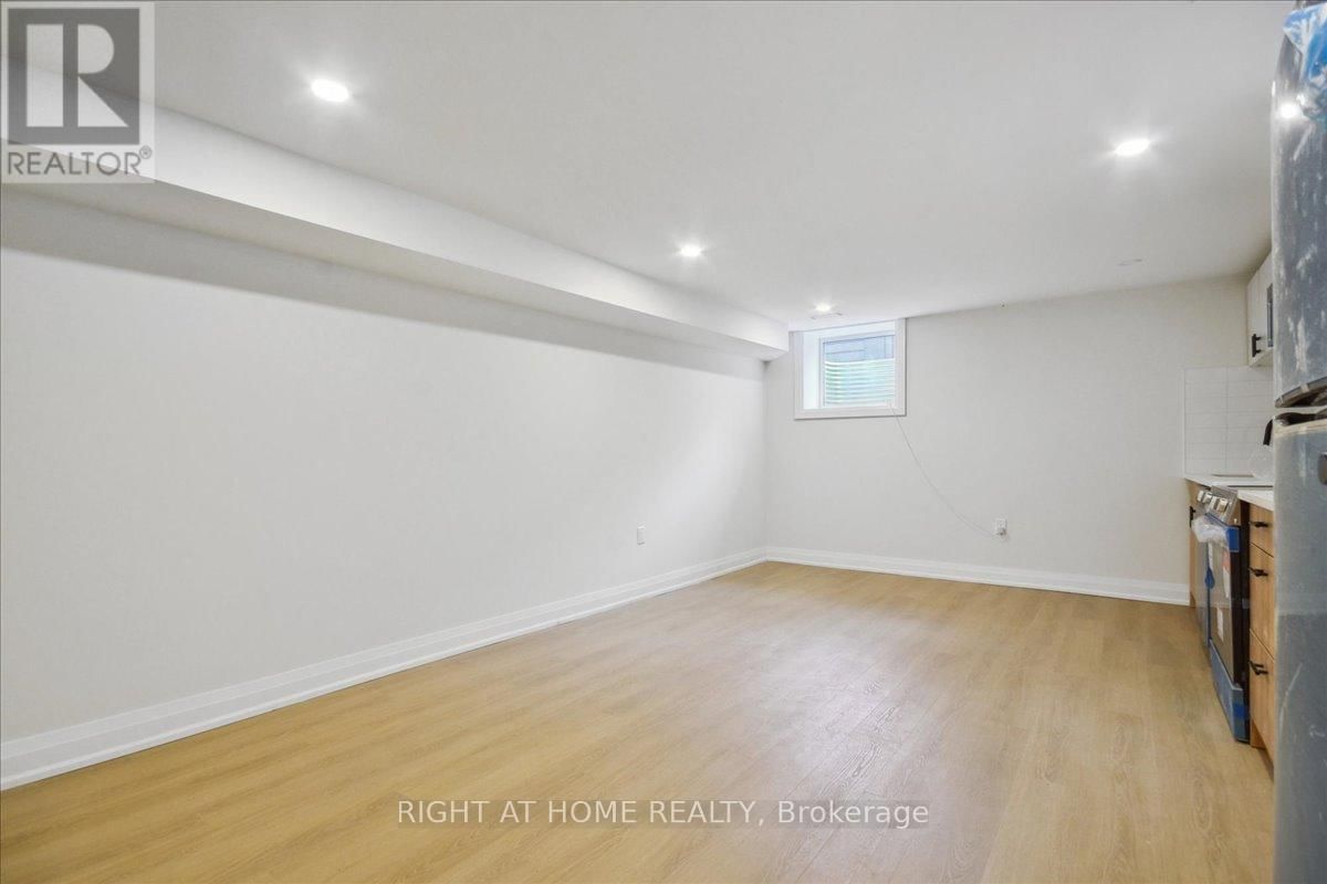 Lower - 131 KENILWORTH AVENUE Image 18