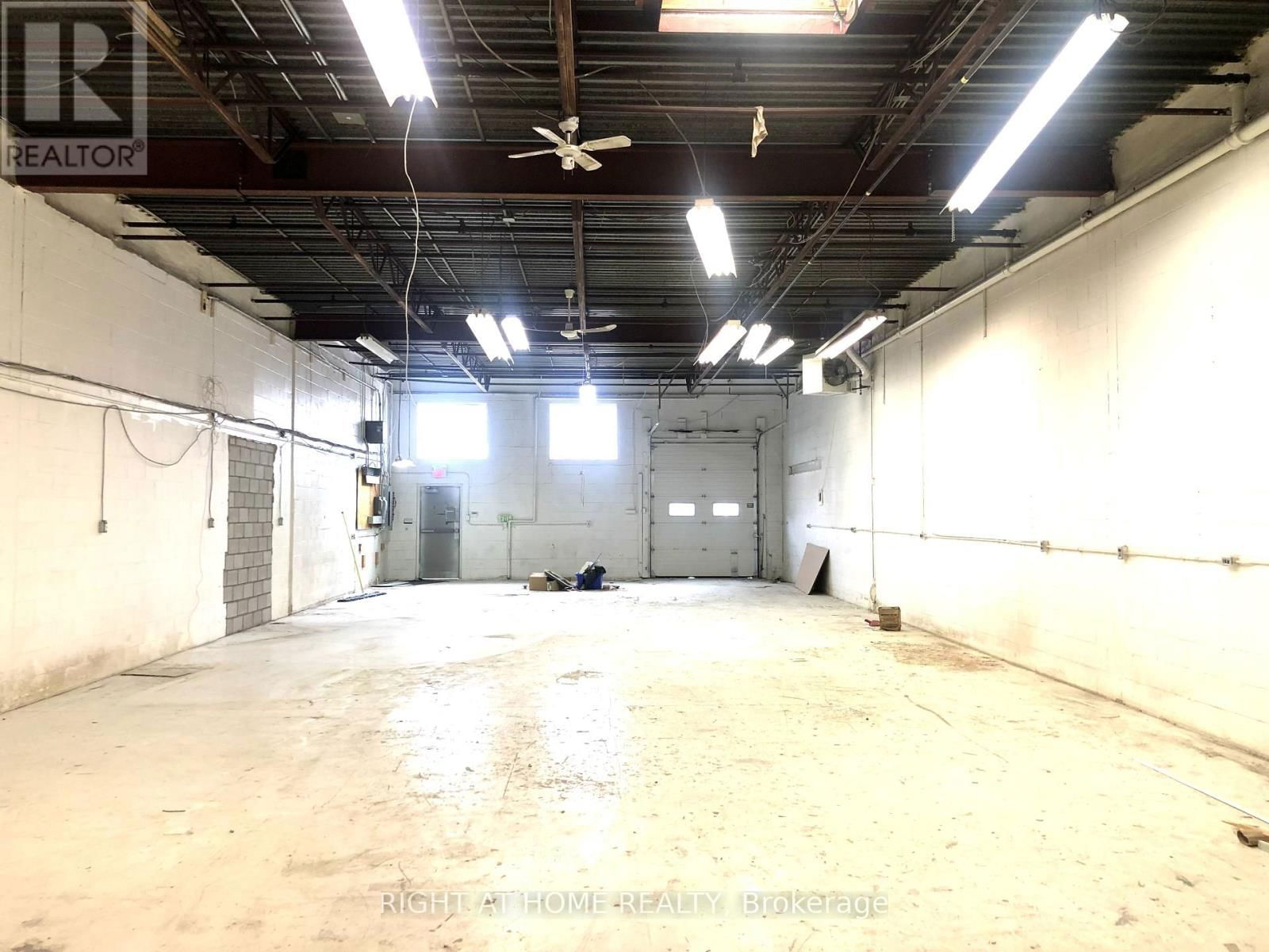 55 ESTATE DRIVE Image 3