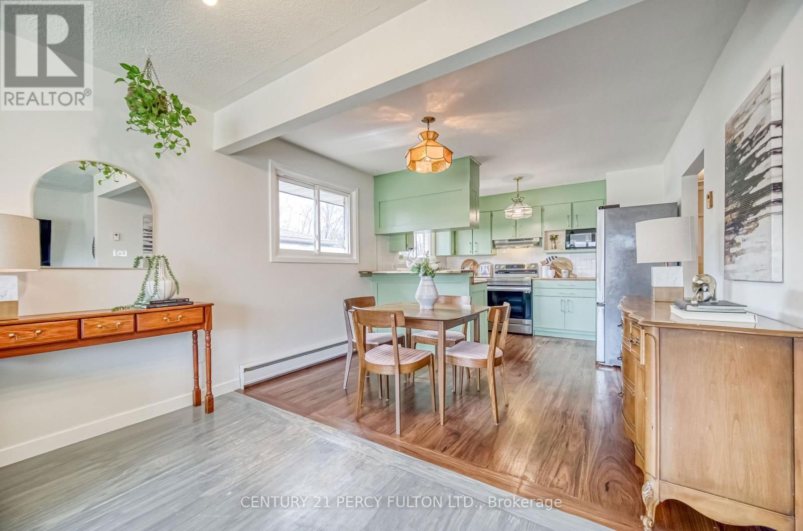 116 BYNG AVENUE Image 13