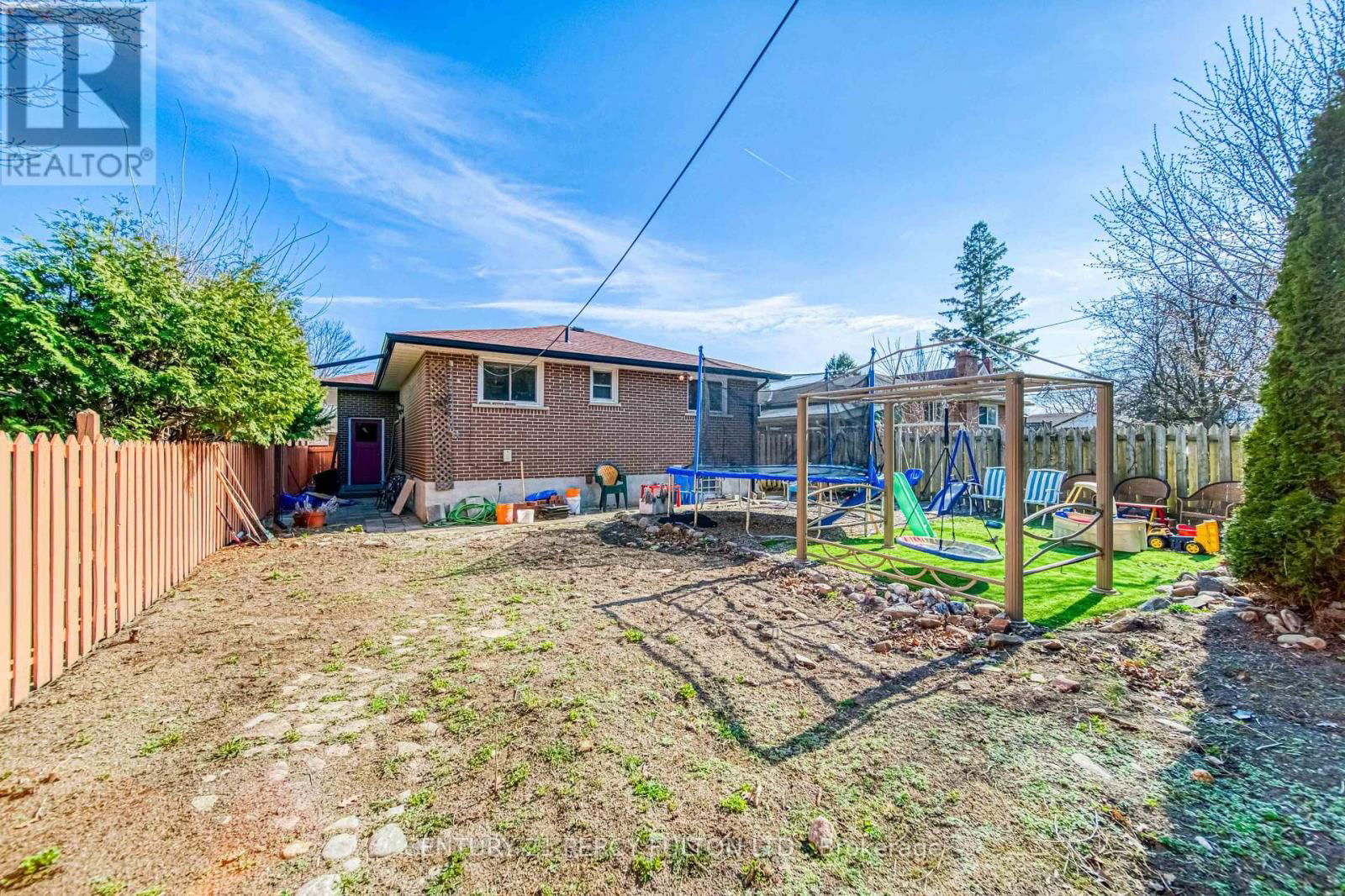 116 BYNG AVENUE Image 43
