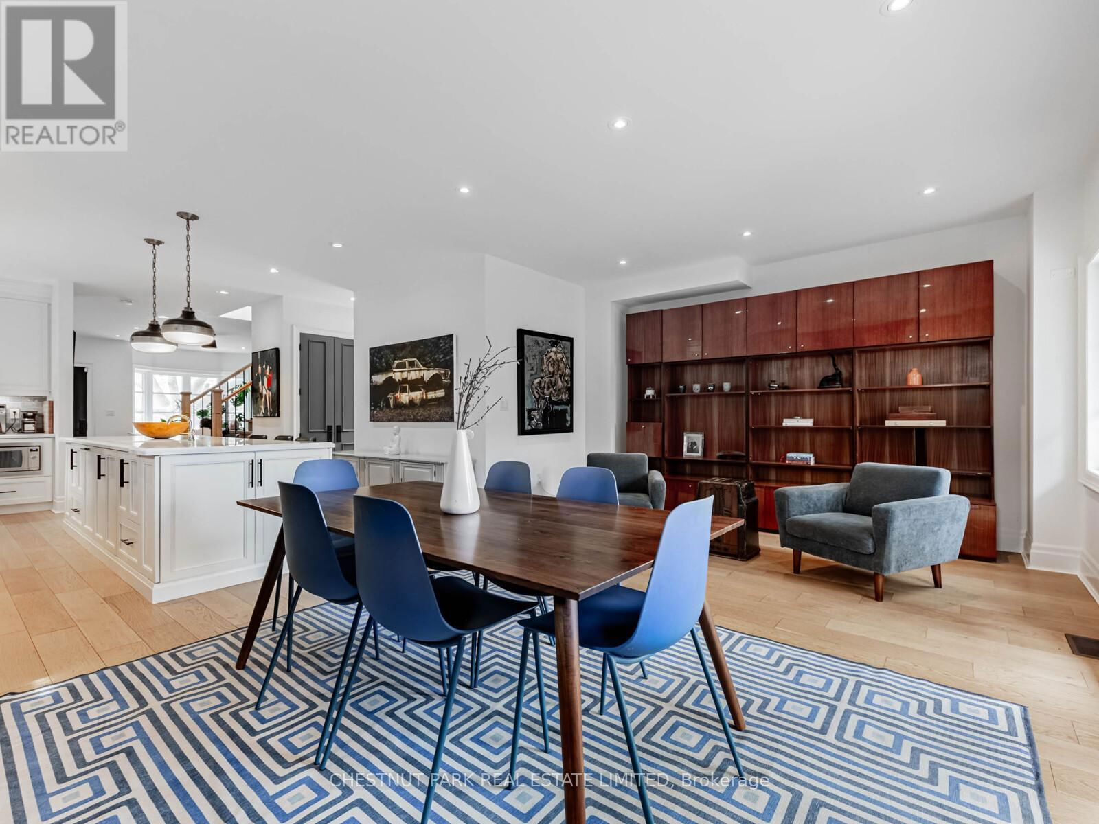 15 ST HUBERT AVENUE Image 4