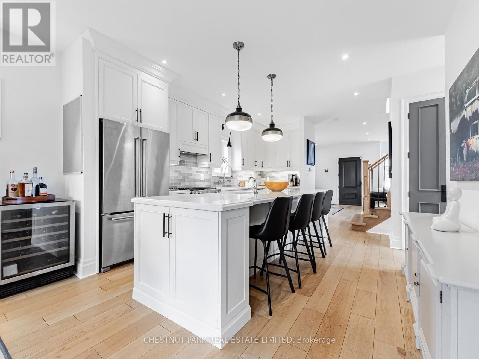 15 ST HUBERT AVENUE Image 8