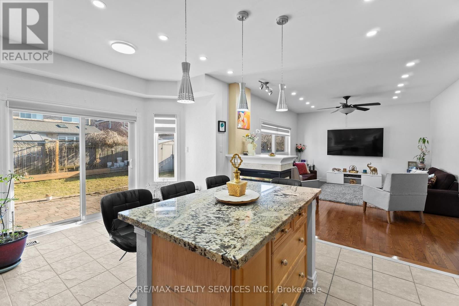 57 LAFAYETTE BOULEVARD Image 18