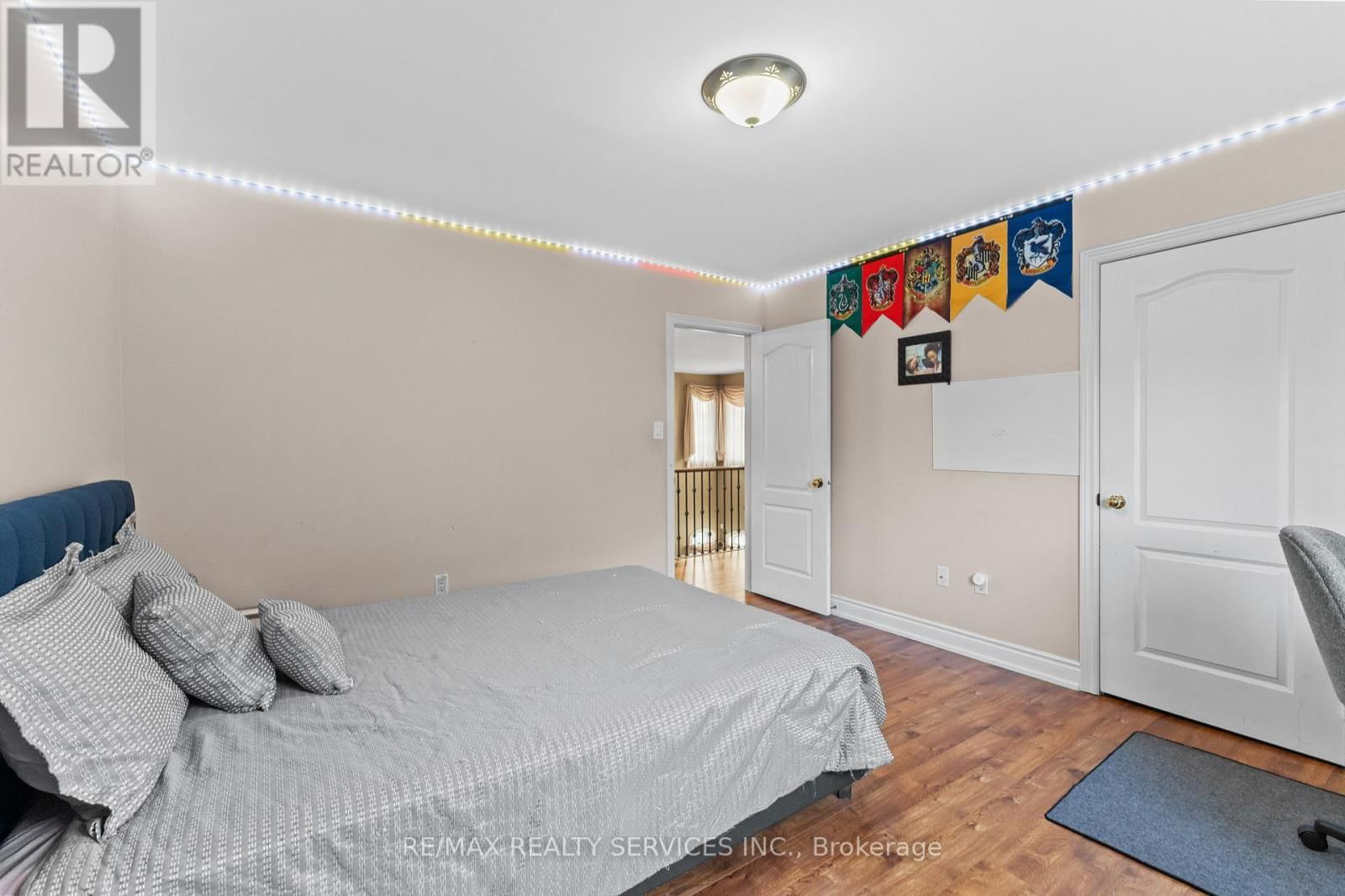 57 LAFAYETTE BOULEVARD Image 38