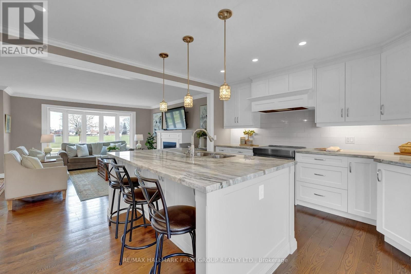 110 ATHABASCA STREET Image 14