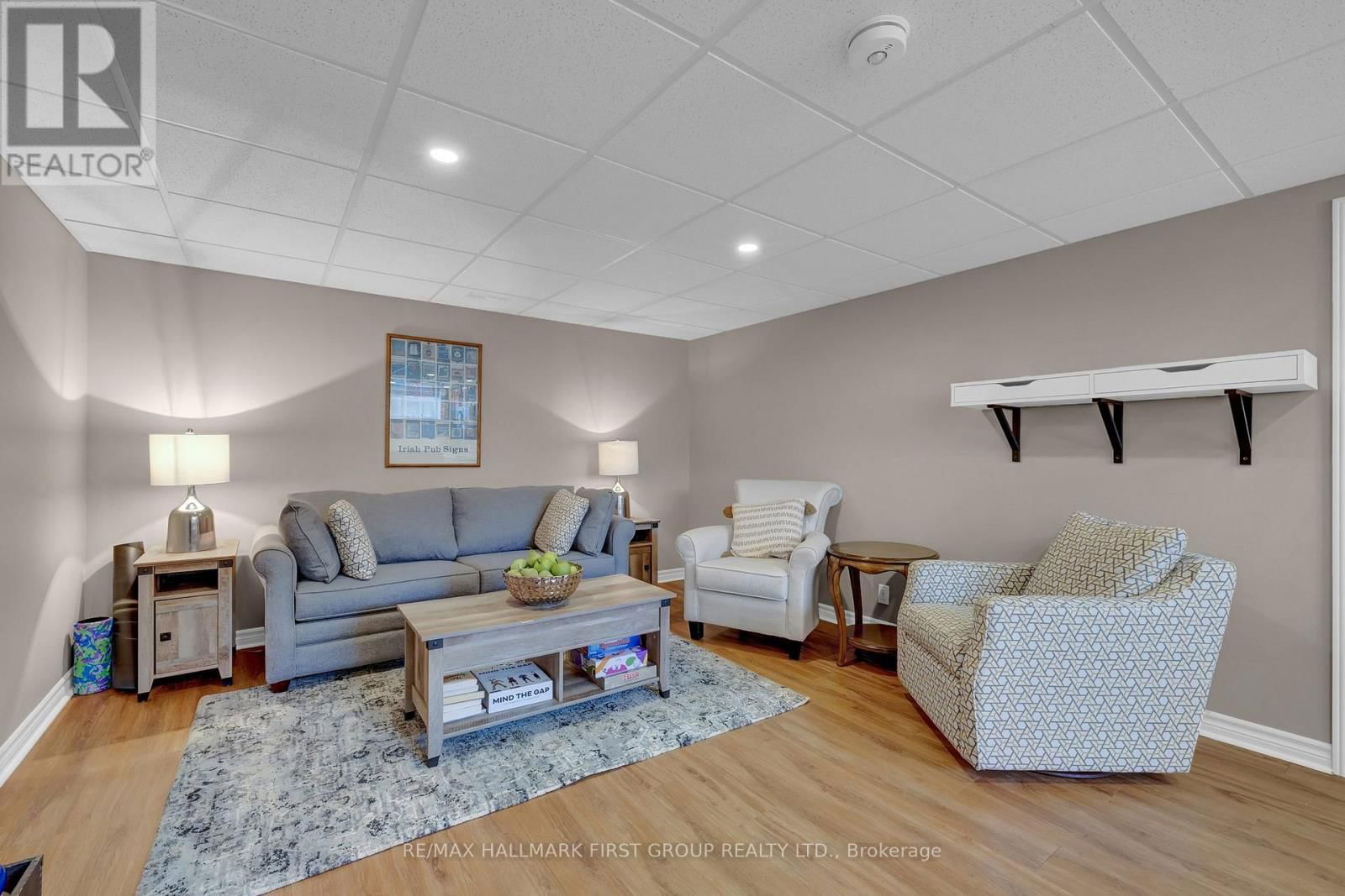 110 ATHABASCA STREET Image 26