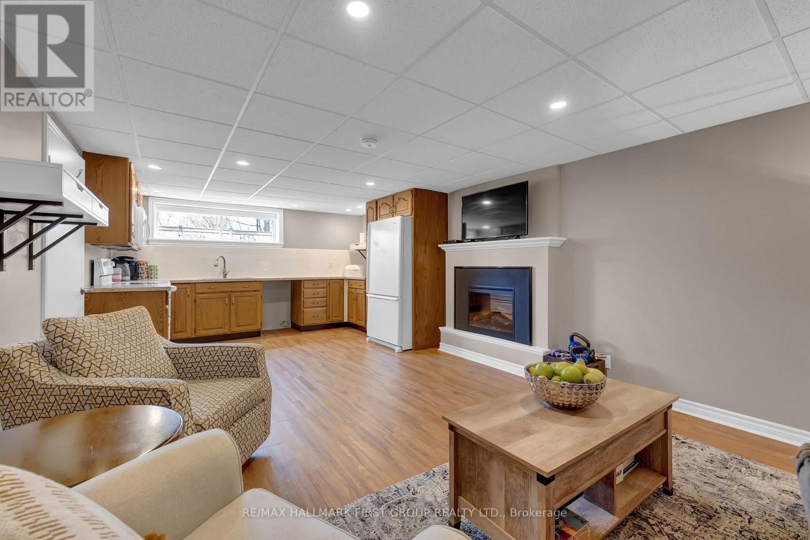 110 ATHABASCA STREET Image 29
