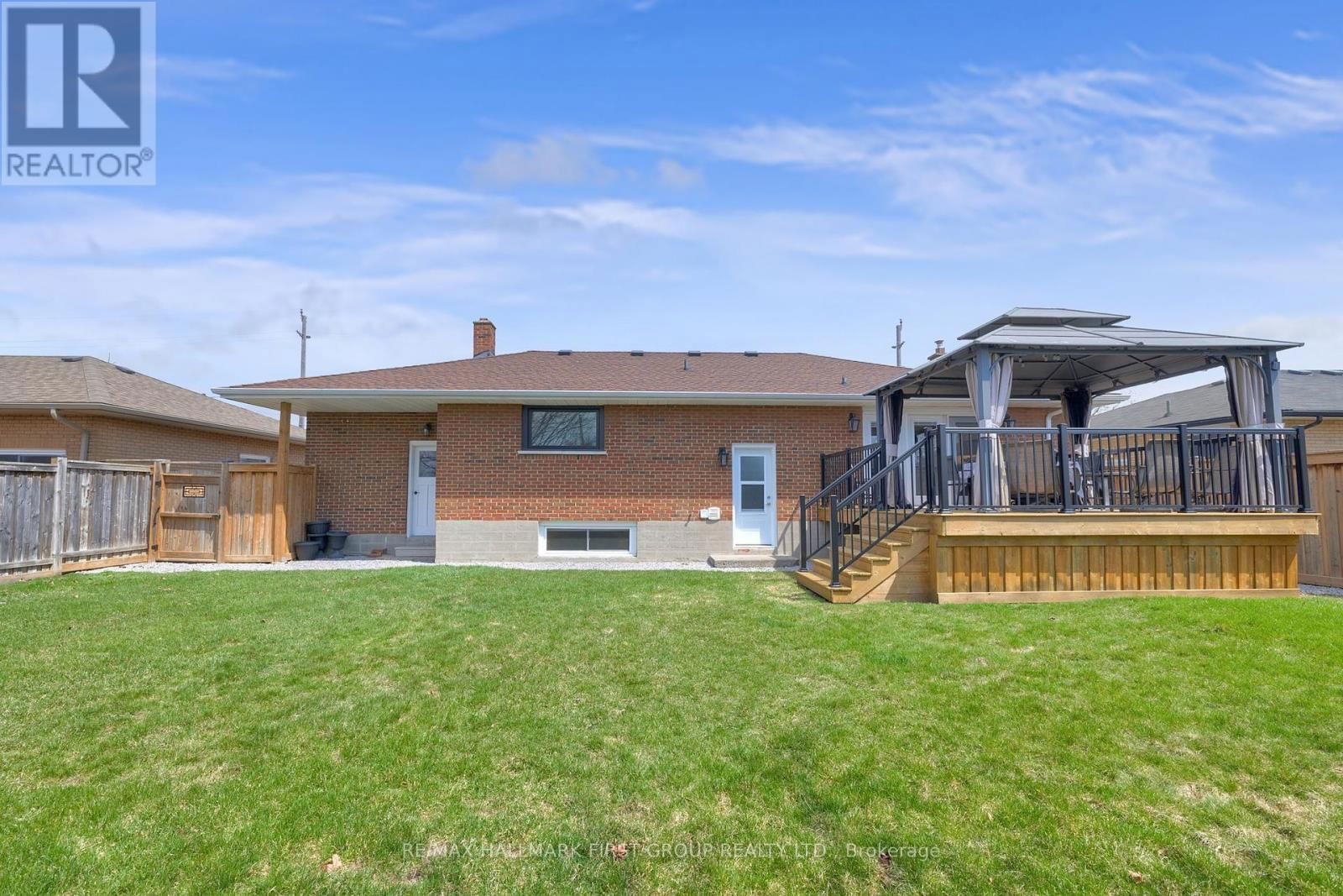110 ATHABASCA STREET Image 39
