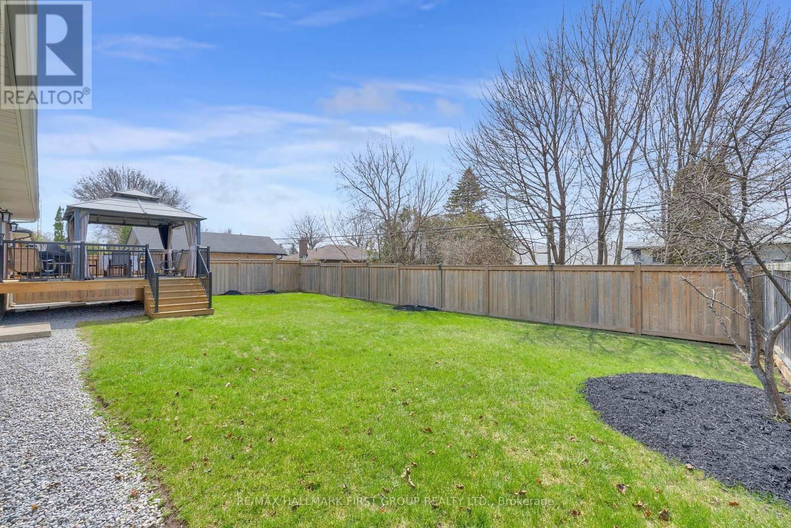 110 ATHABASCA STREET Image 41