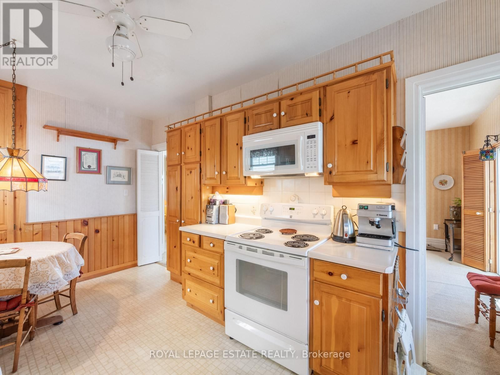 88 SPRUCE HILL ROAD Image 17