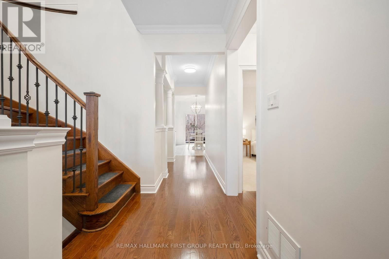 544 GEORGE REYNOLDS DRIVE Image 10