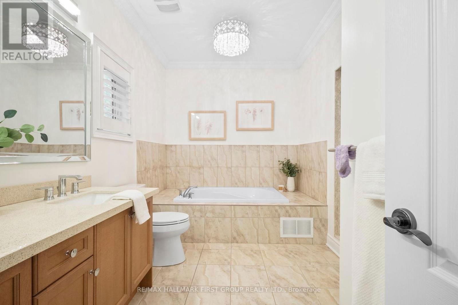 544 GEORGE REYNOLDS DRIVE Image 28