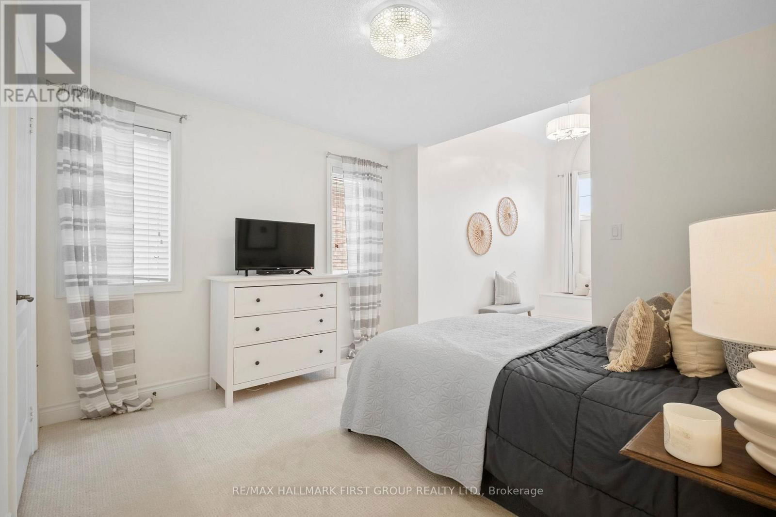 544 GEORGE REYNOLDS DRIVE Image 39