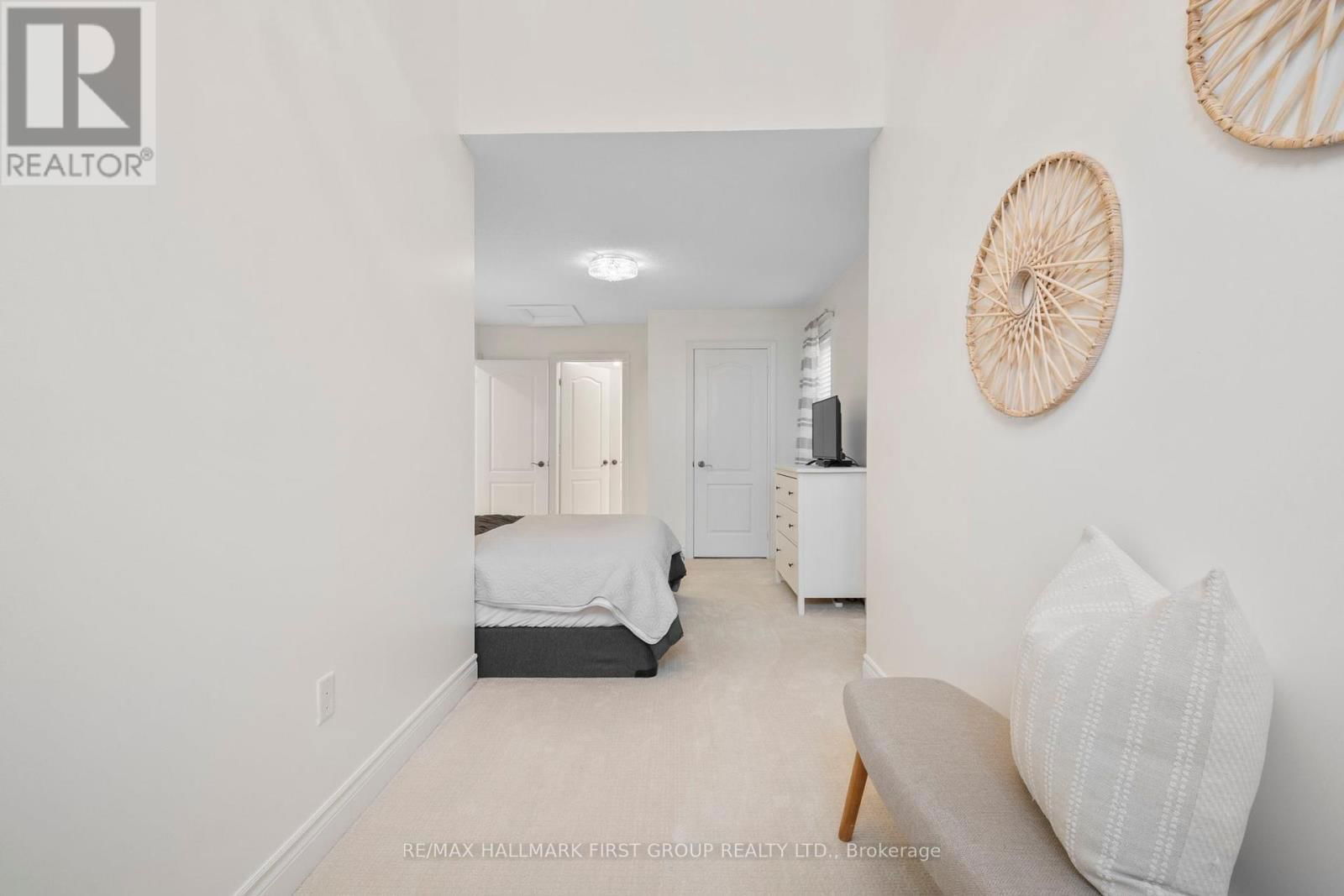544 GEORGE REYNOLDS DRIVE Image 41