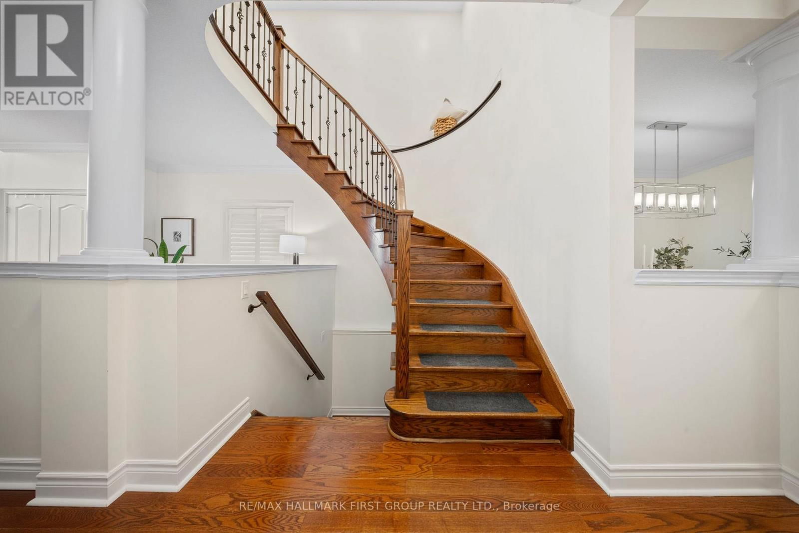 544 GEORGE REYNOLDS DRIVE Image 9