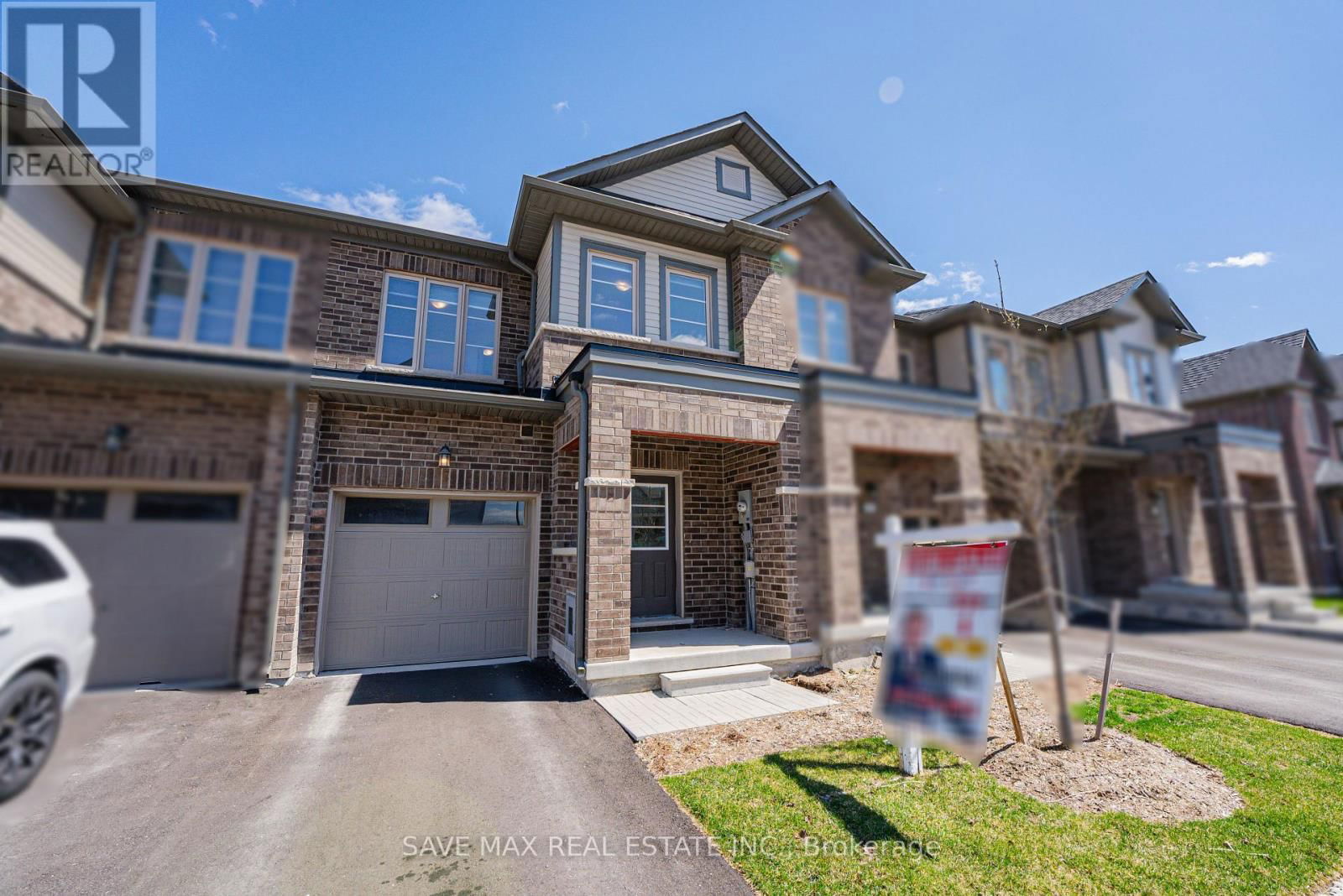 38 SENAY CIRCLE WEST Image 10