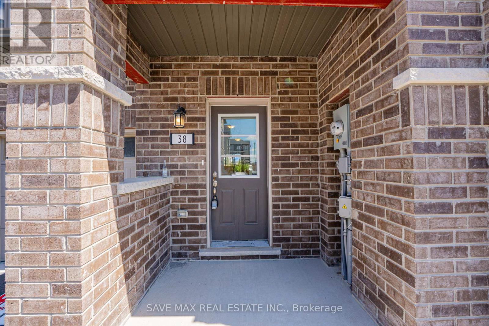 38 SENAY CIRCLE WEST Image 11