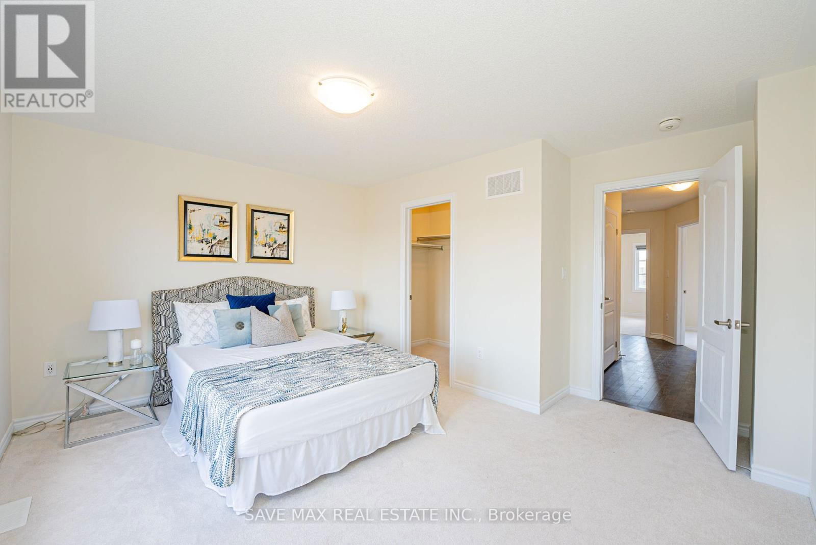 38 SENAY CIRCLE WEST Image 29