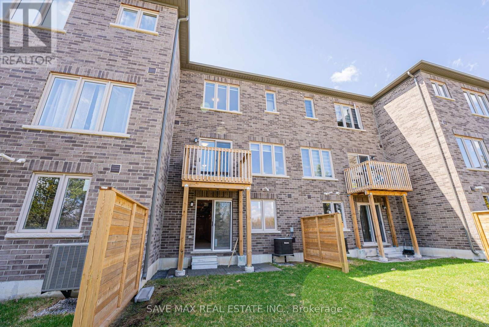 38 SENAY CIRCLE WEST Image 47