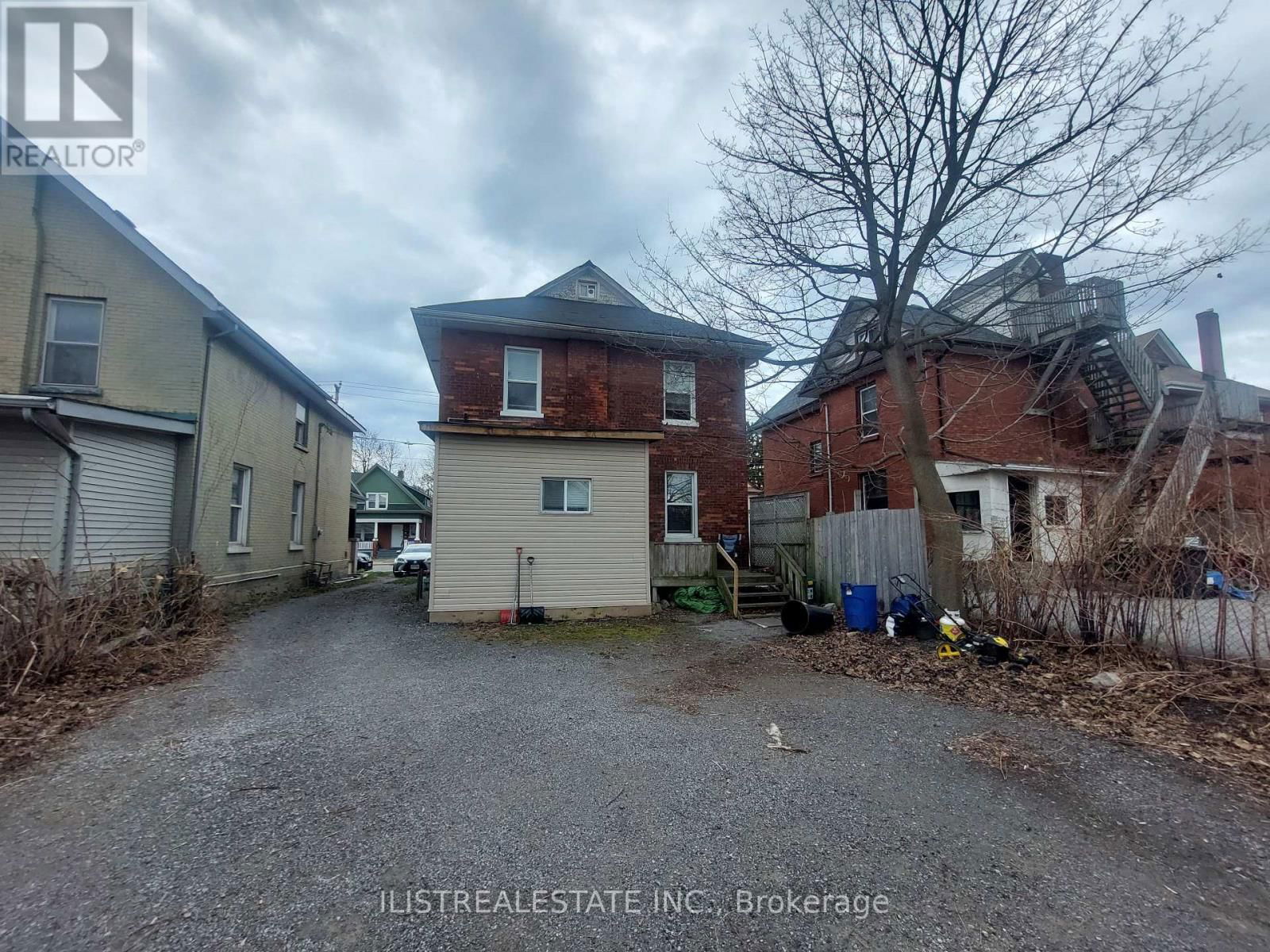 222 ATHOL STREET EAST Image 14