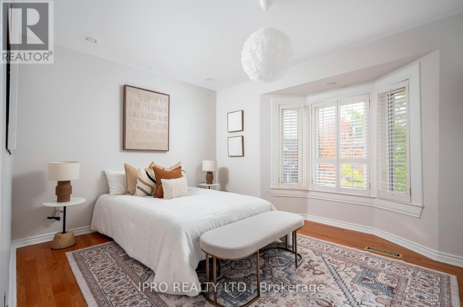 53 FERRIER AVENUE Image 25