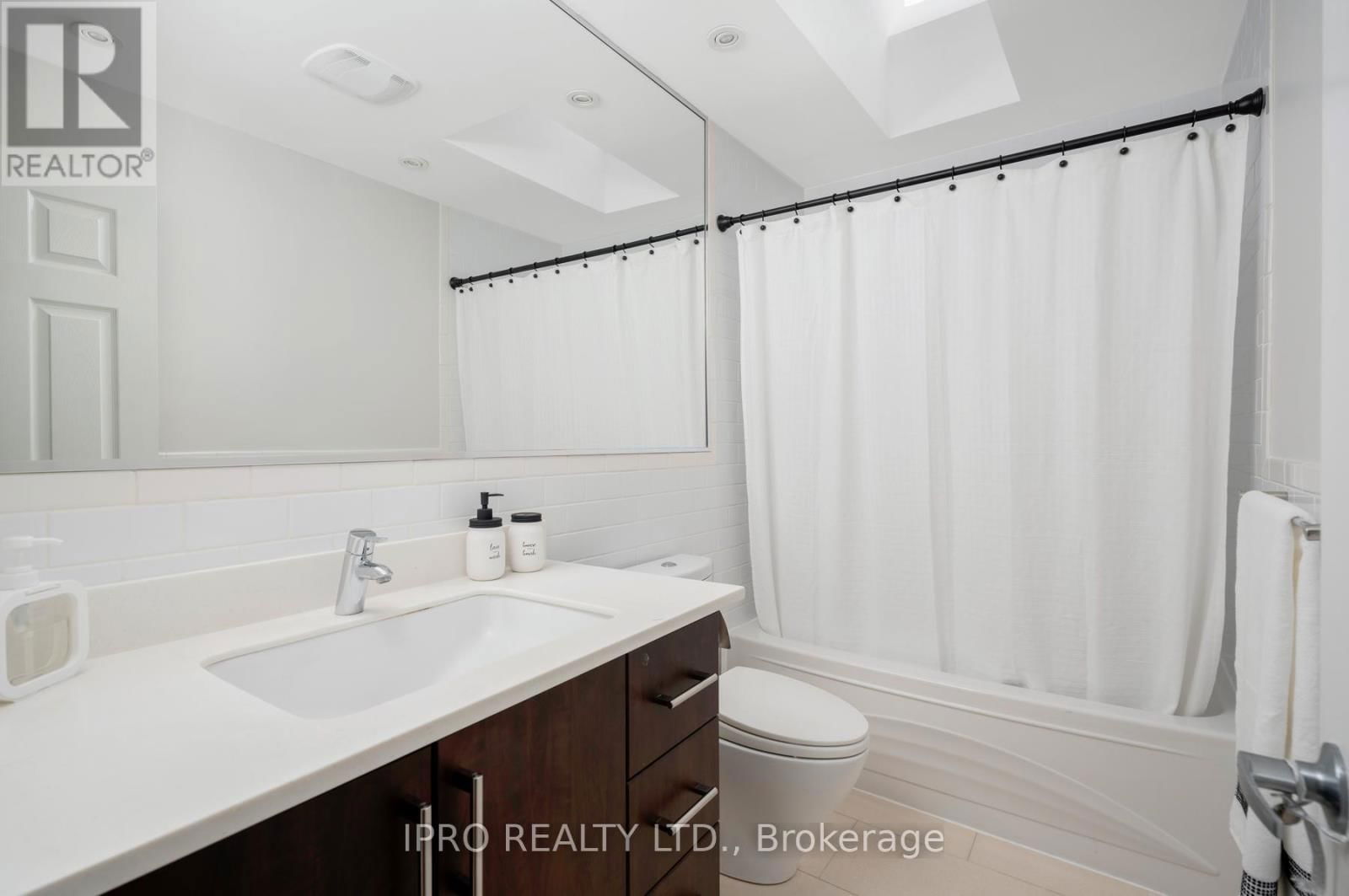 53 FERRIER AVENUE Image 27