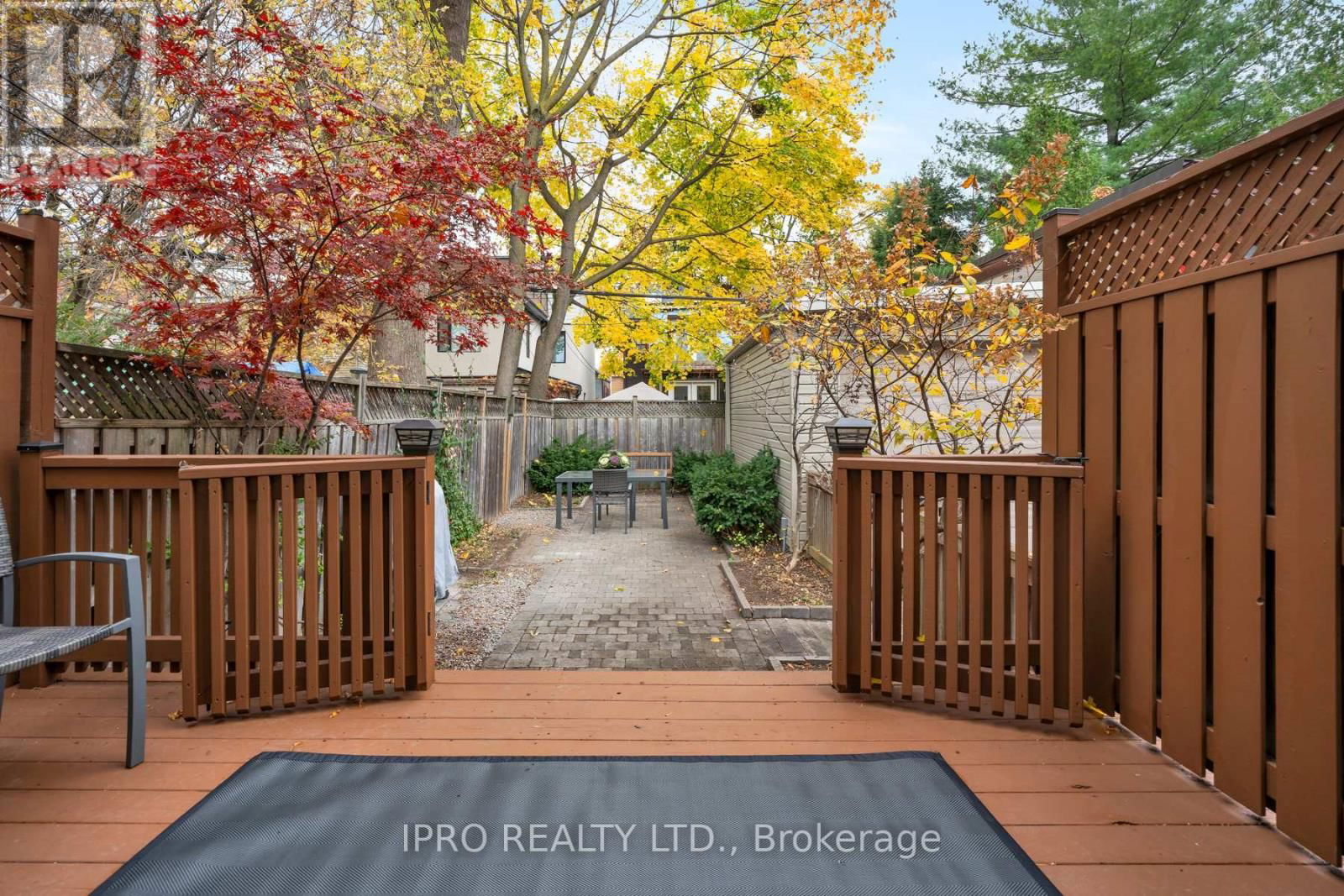 53 FERRIER AVENUE Image 36
