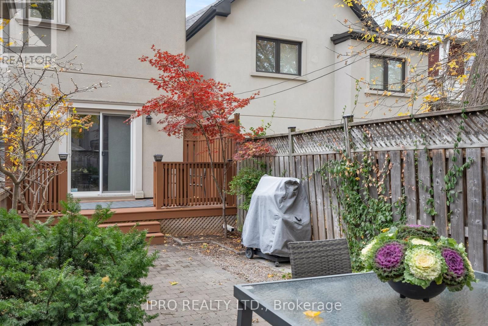 53 FERRIER AVENUE Image 42