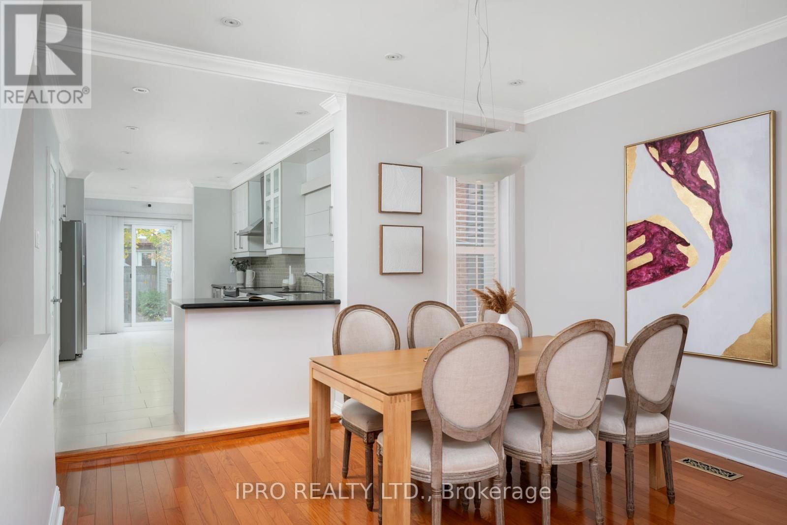 53 FERRIER AVENUE Image 9