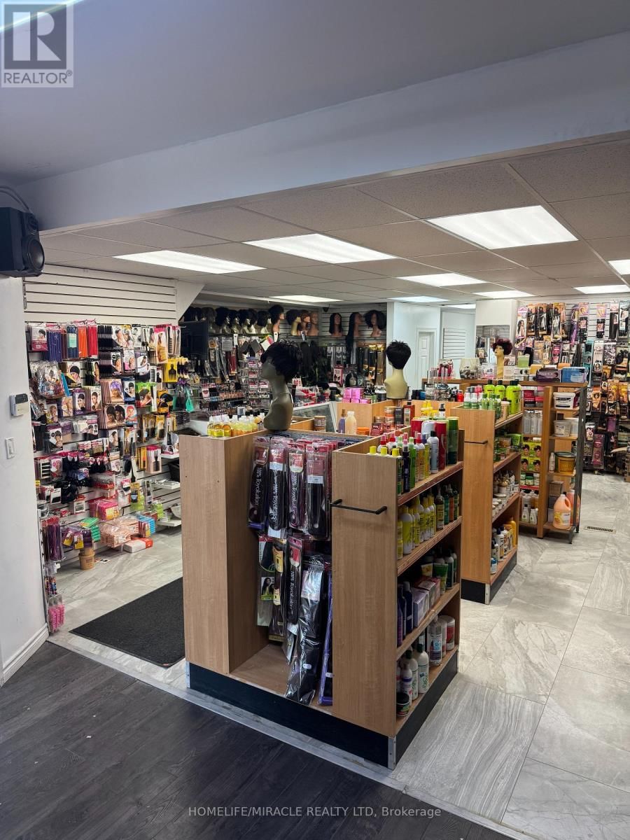 2406 EGLINTON AVENUE EAST Image 1
