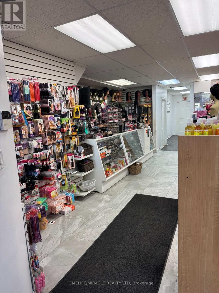 2406 EGLINTON AVENUE EAST Image 3