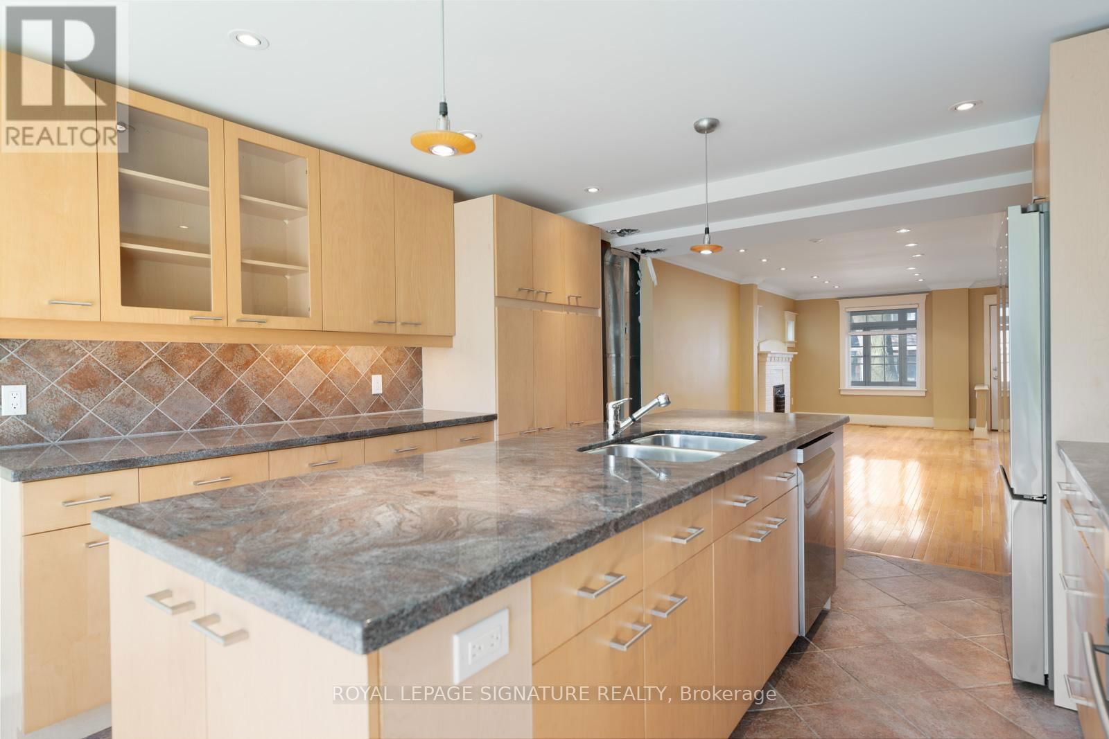 99 KENT ROAD Image 16