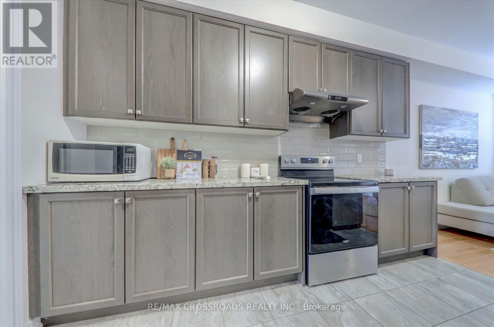 1183 CALIPER LANE Image 9