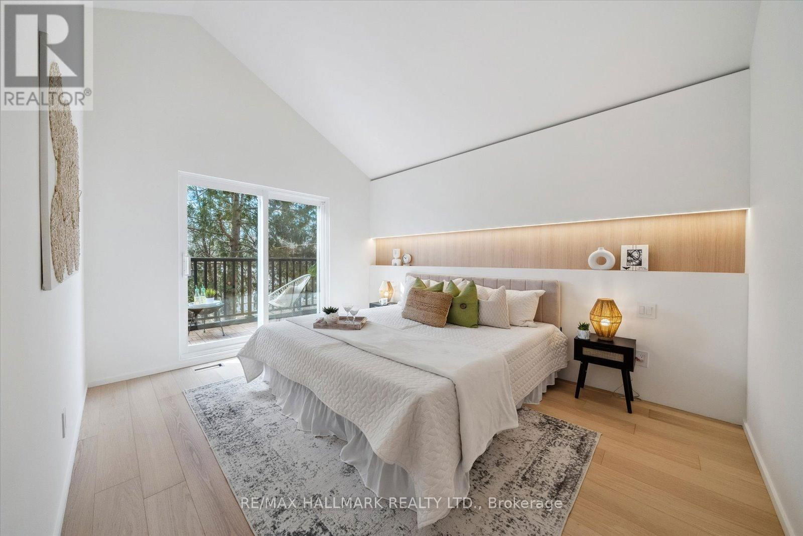 7 IVY AVENUE Image 18