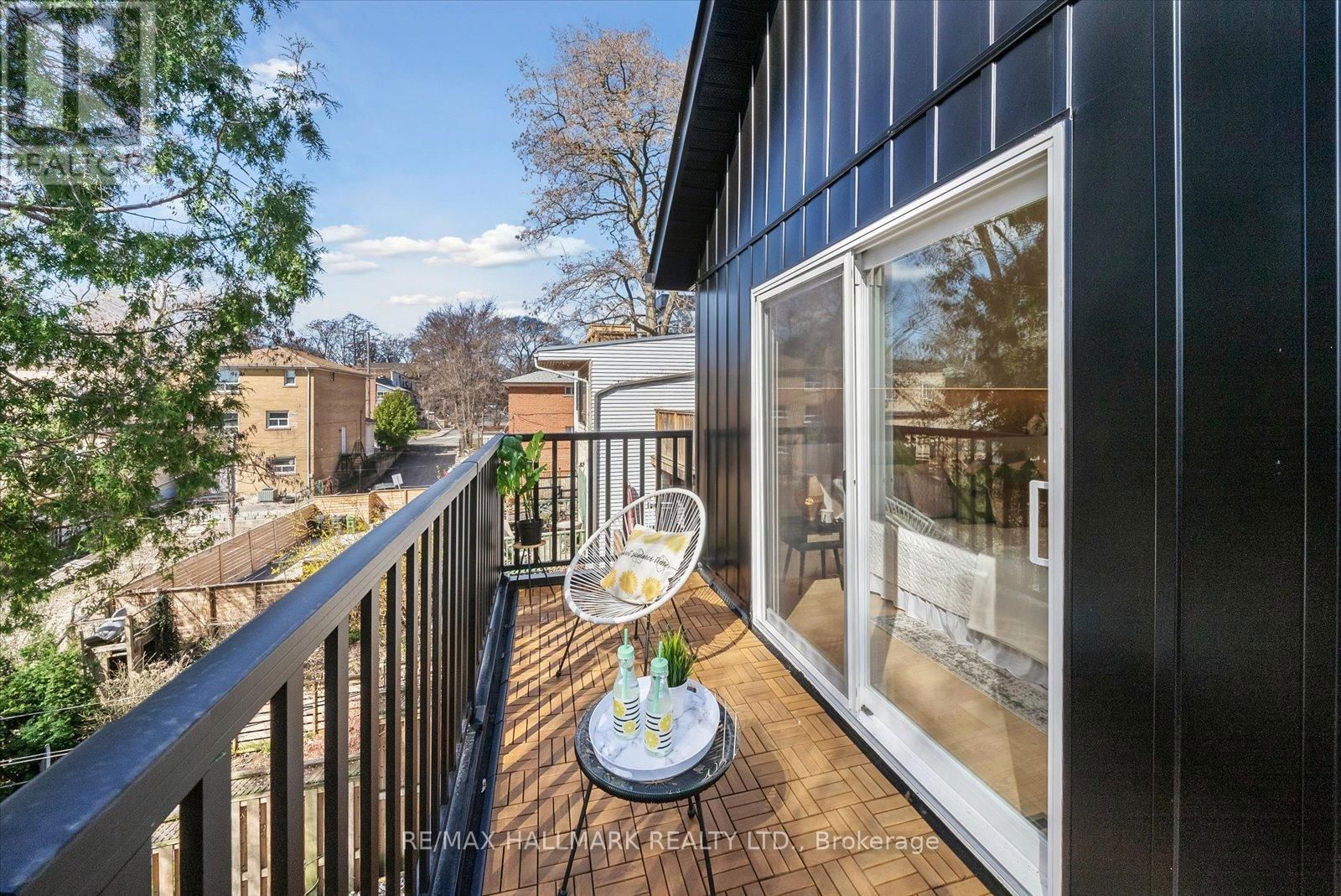 7 IVY AVENUE Image 21