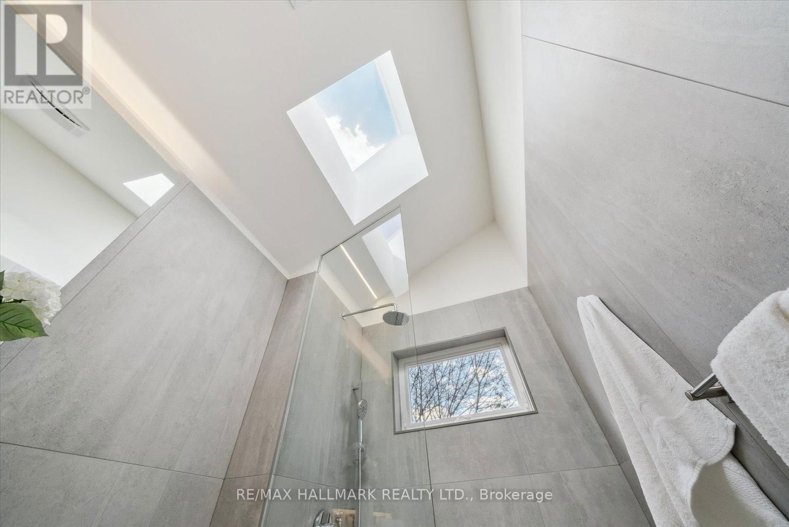 7 IVY AVENUE Image 25