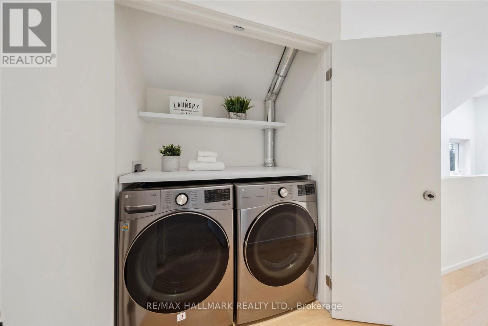 7 IVY AVENUE Image 32