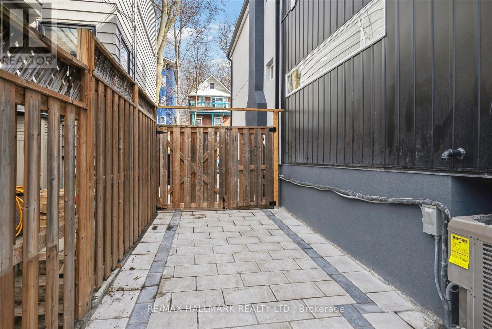 7 IVY AVENUE Image 45