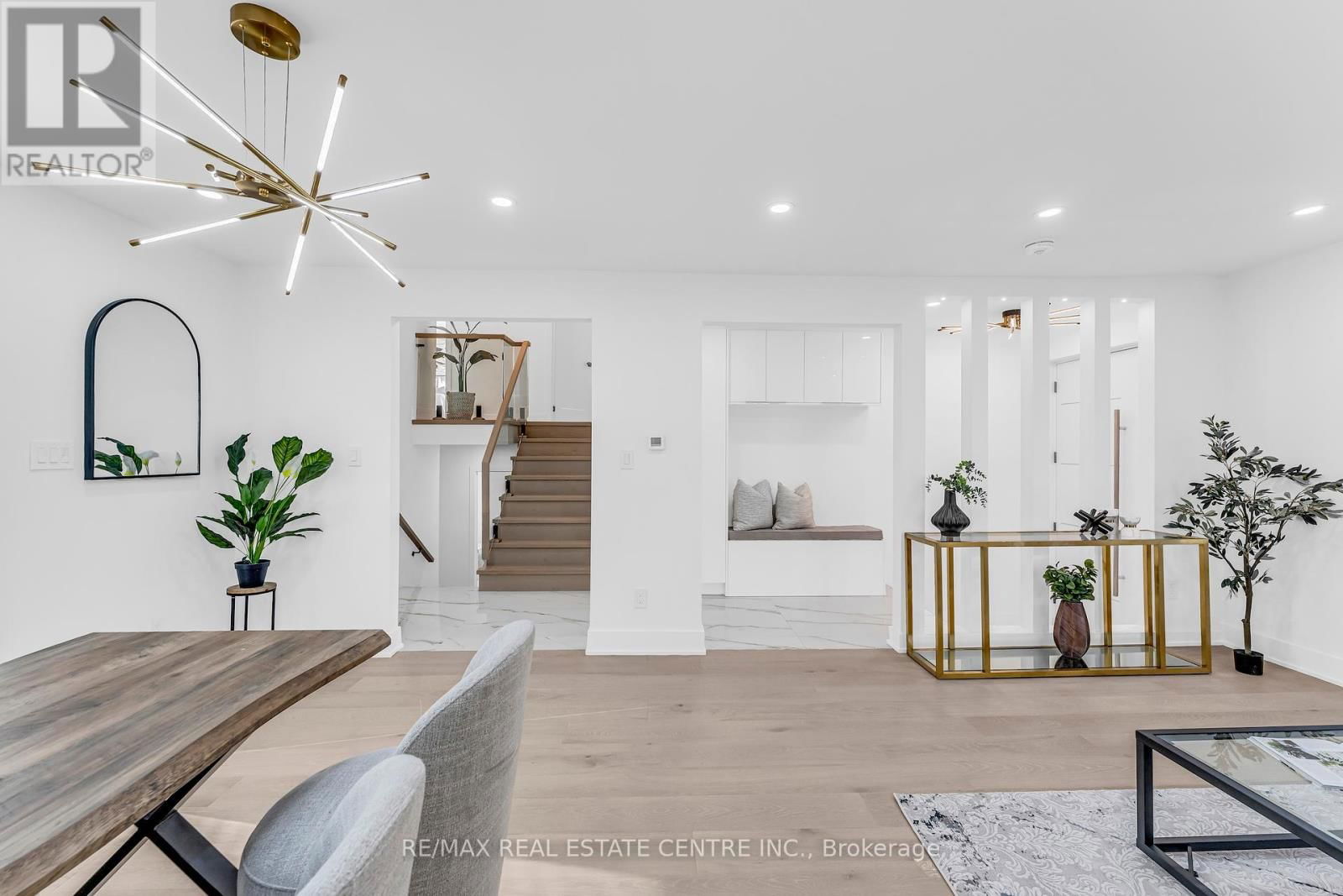 35 MUNFORD CRESCENT Image 13