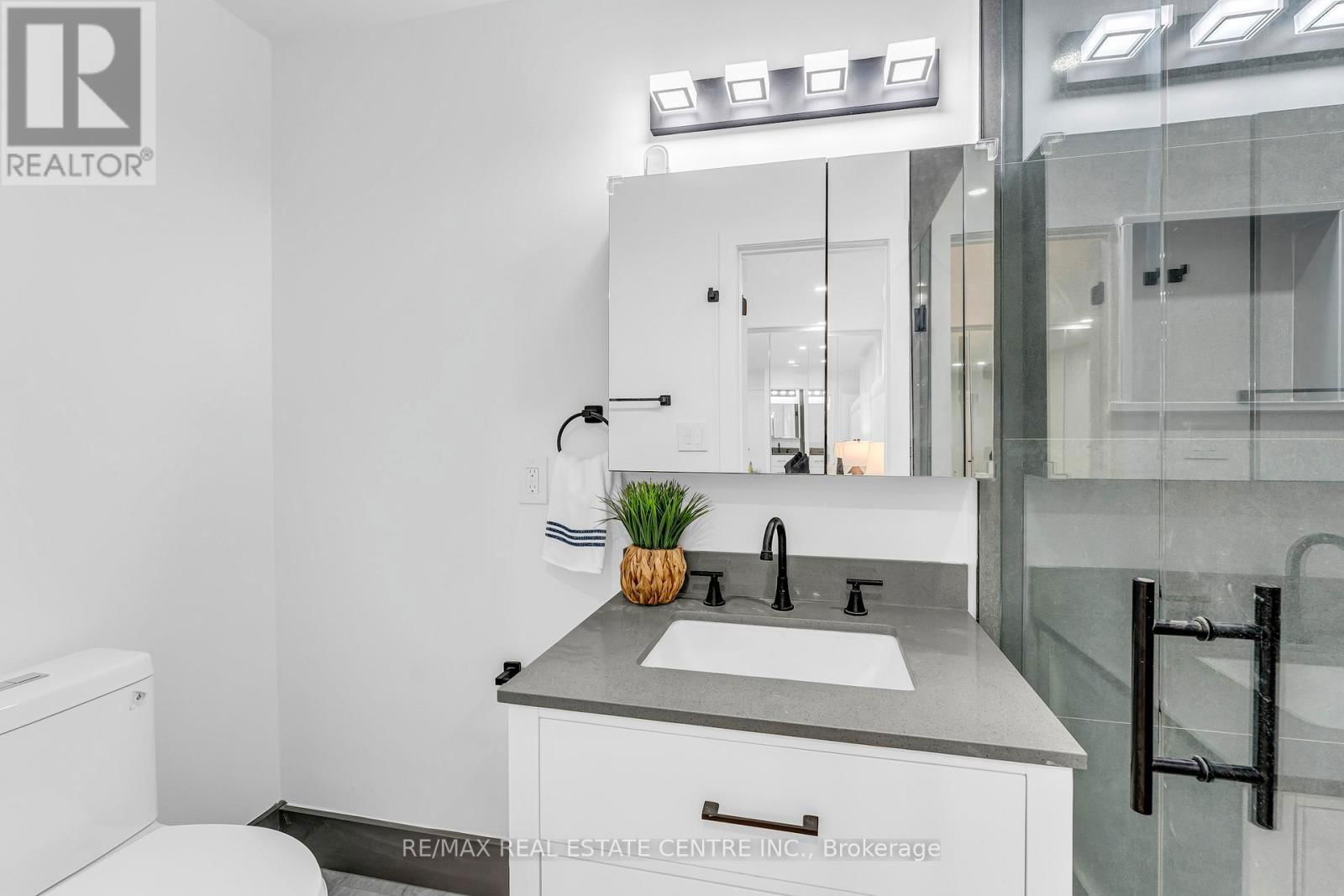 35 MUNFORD CRESCENT Image 21