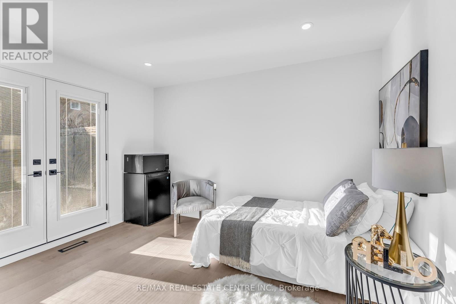35 MUNFORD CRESCENT Image 26