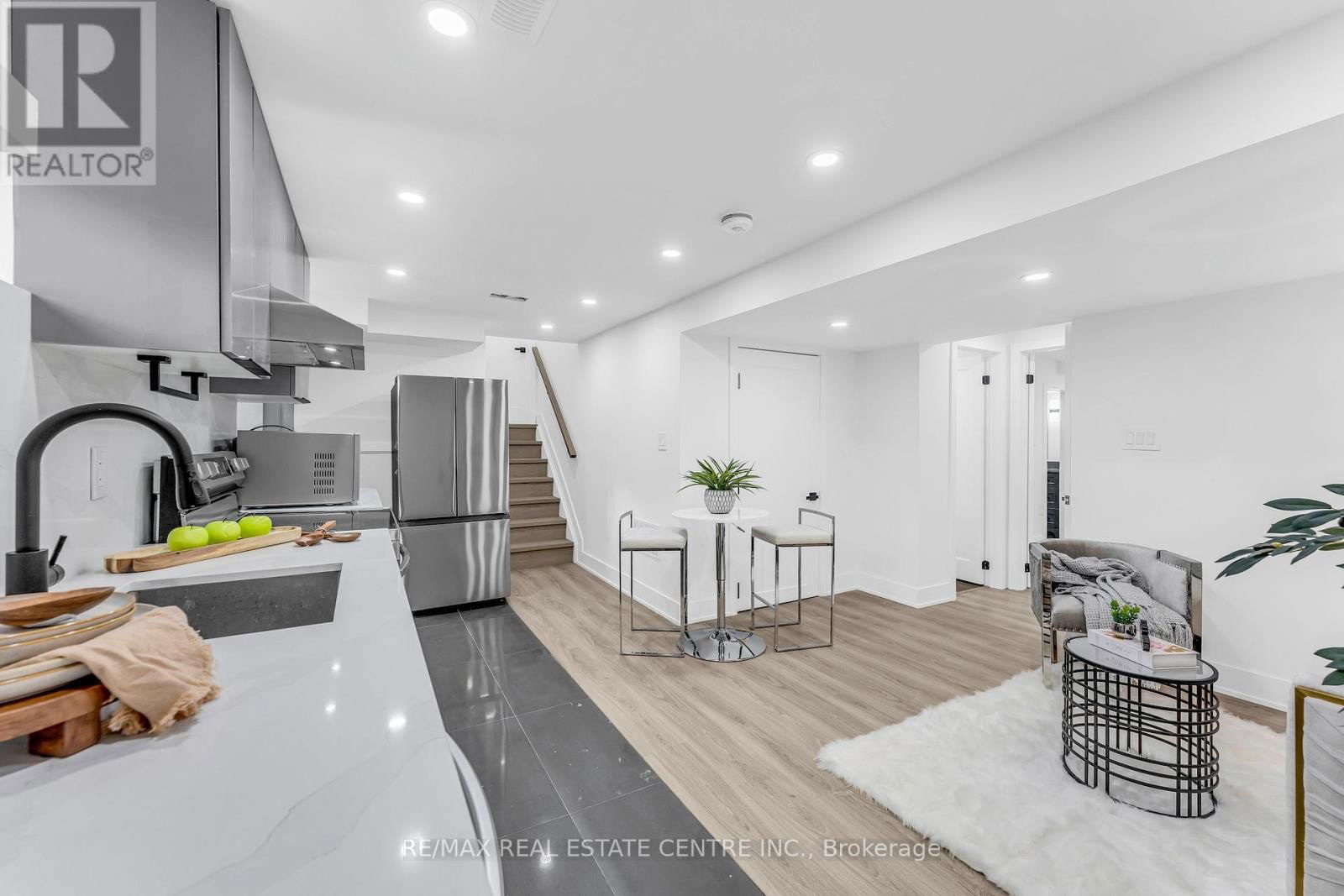 35 MUNFORD CRESCENT Image 31