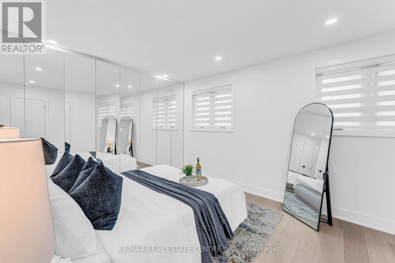 35 MUNFORD CRESCENT Image 40
