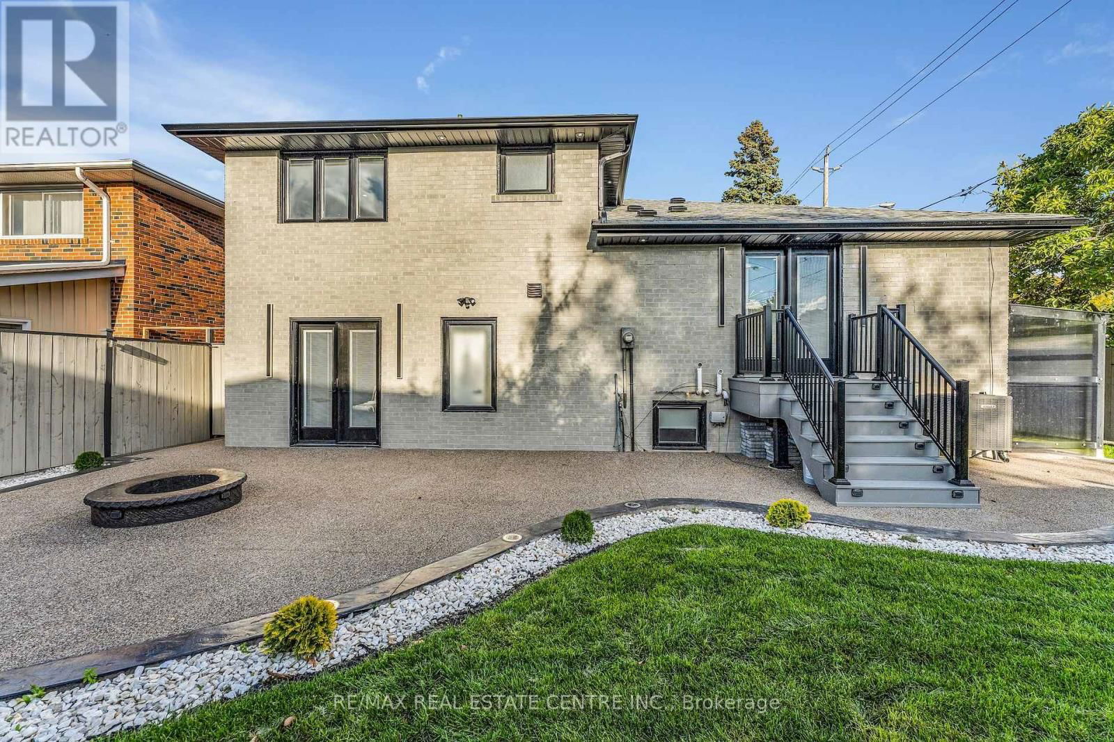 35 MUNFORD CRESCENT Image 41